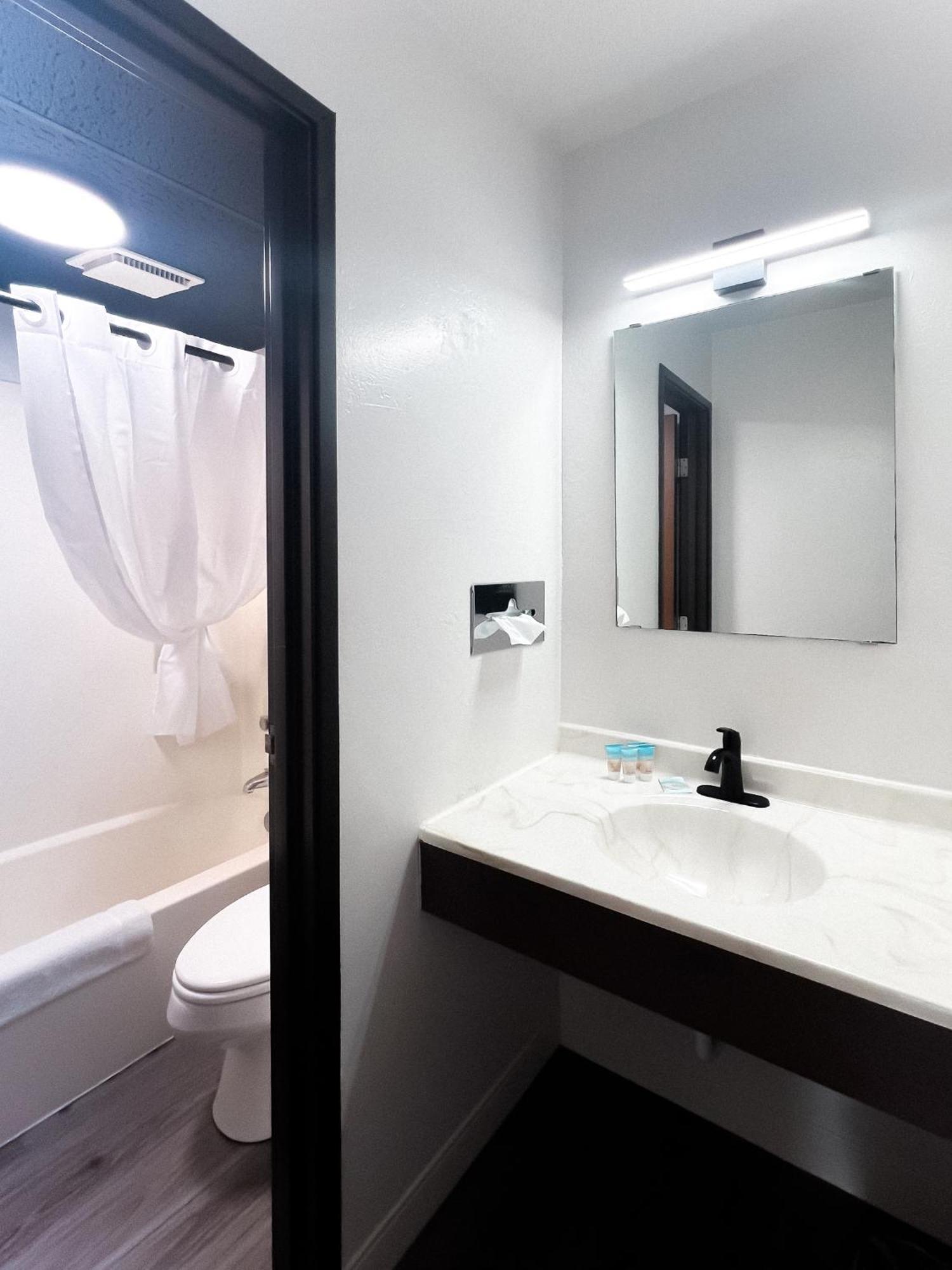 Walleye Inn Baudette Εξωτερικό φωτογραφία